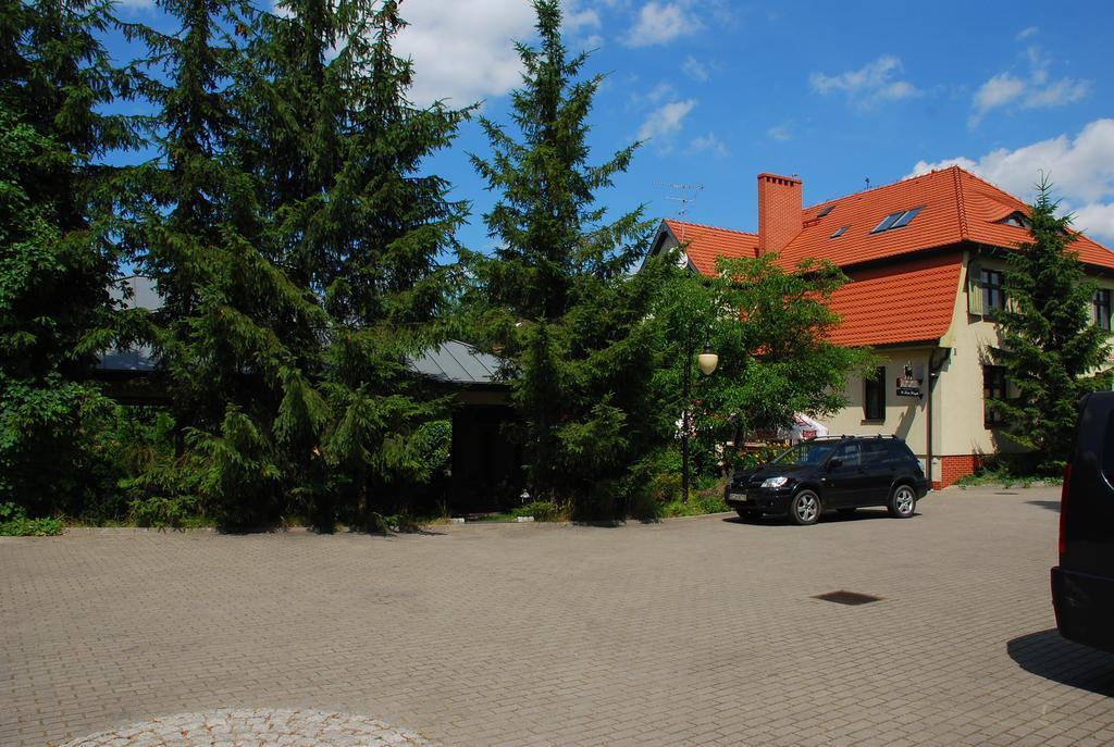 Pensjonat U Kota Wasyla Chodzież エクステリア 写真